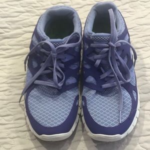 Woman’s Nike purple sneakers . Brand new w/o box❤️